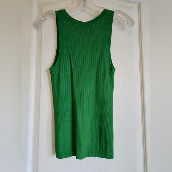 💚NWT Zara Green Ribbed Basic Tank Top, Size S - Picture 2 of 6